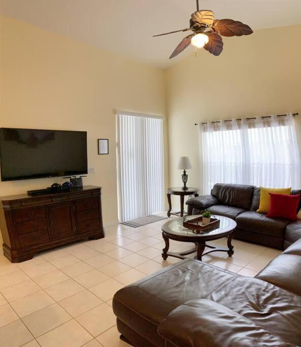 Minutes To Disney! Spacious Home W/ Private Pool, Themed Rooms! Orlando Dış mekan fotoğraf